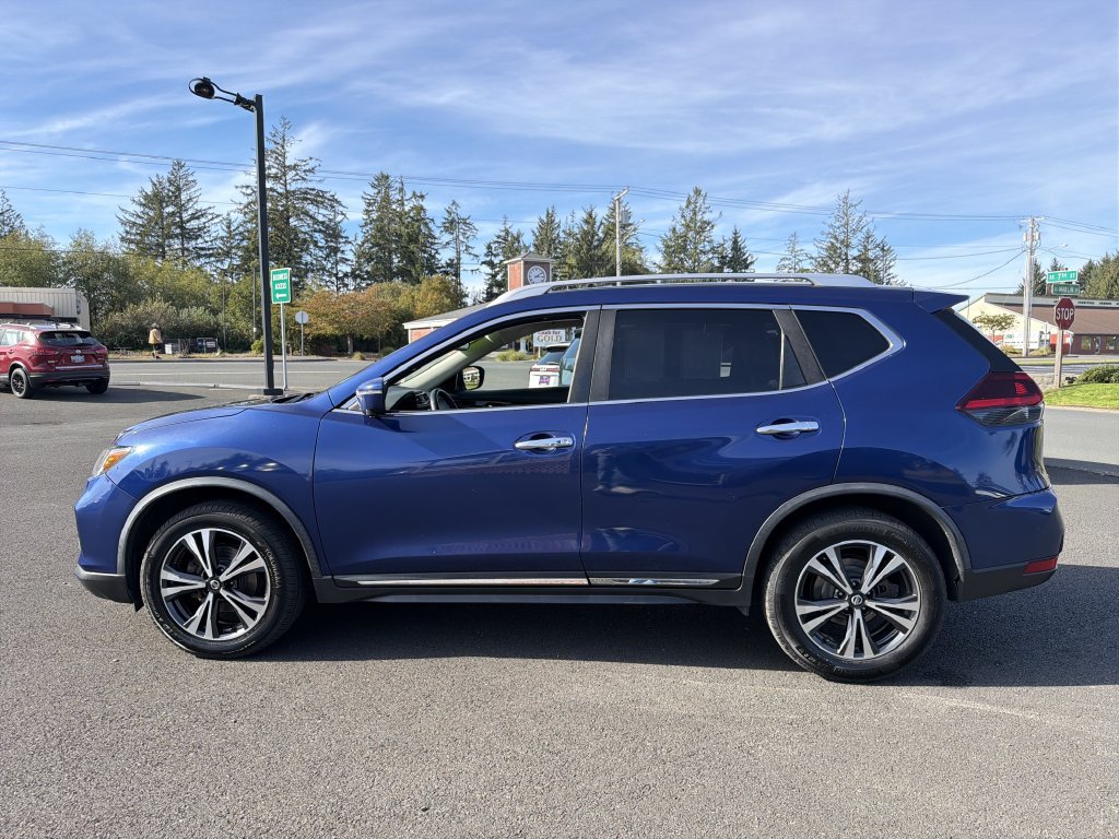 Used 2018 Nissan Rogue SL FWD image 3