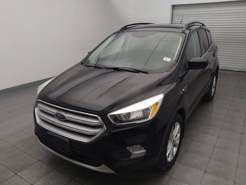 Used 2018 Ford Escape SE w/ SE Sync 3 Package FWD image 15
