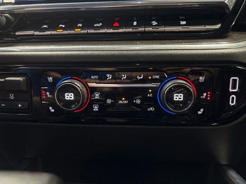Certified 2024 Chevrolet Silverado 1500 LTZ w/ LTZ Convenience Package II AWD/4WD image 34