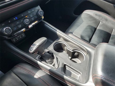 Used 2024 Dodge Durango GT image 32