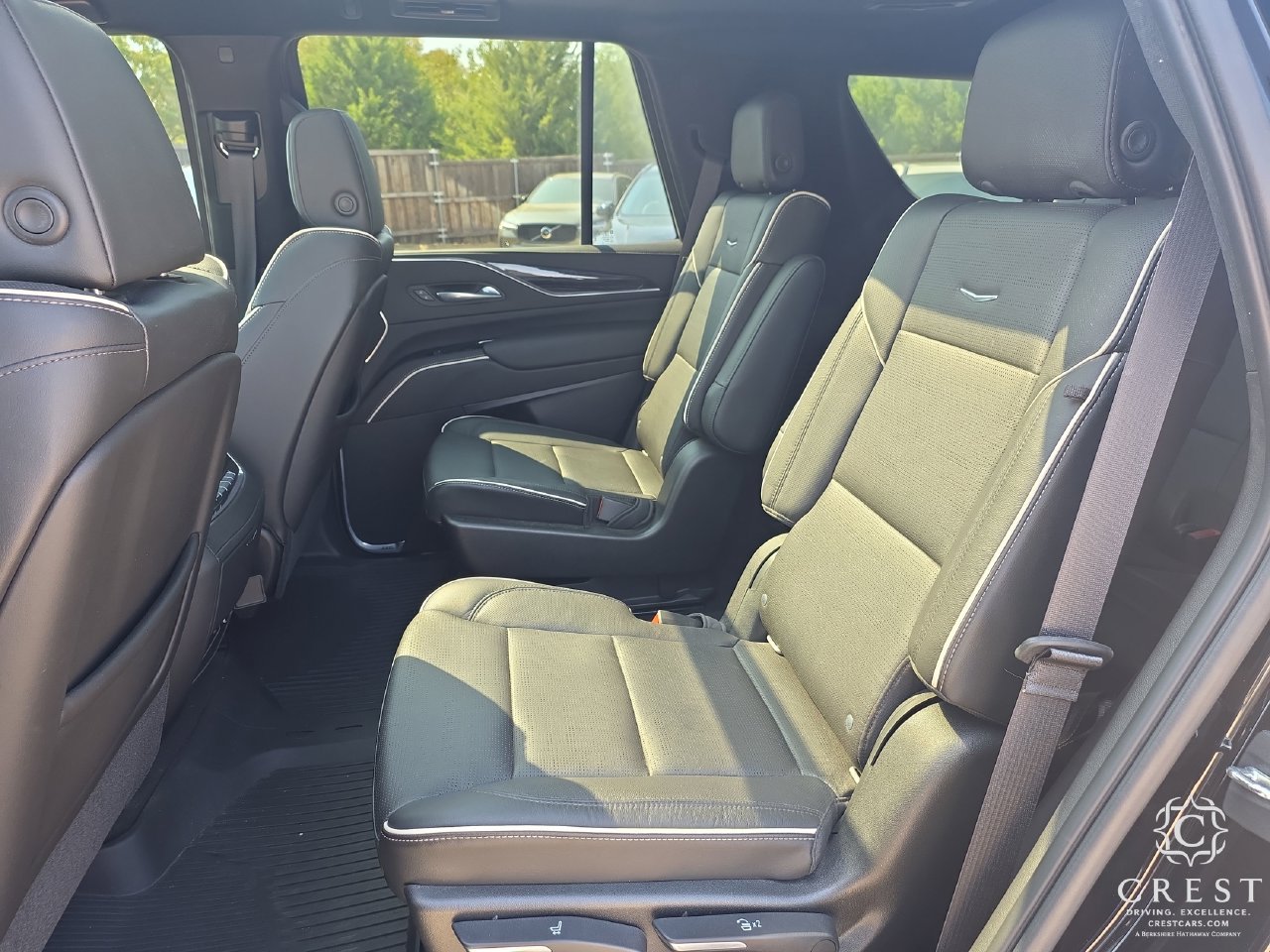Used 2021 Cadillac Escalade Sport w/ Driver Assist Tech Package AWD/4WD image 25