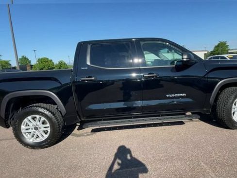 Used 2024 Toyota Tundra SR5 w/ SR5 Convenience Package AWD/4WD image 9