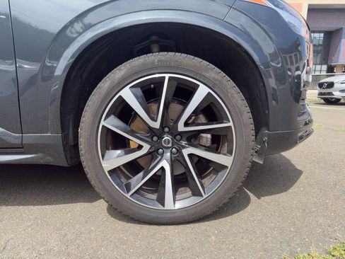 Certified 2022 Volvo XC90 T6 Momentum w/ Advanced Package image 12