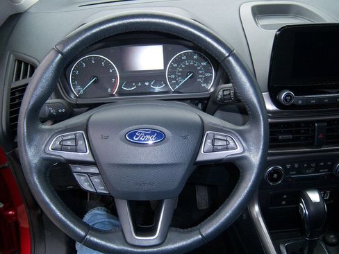 Used 2019 Ford EcoSport SE image 8