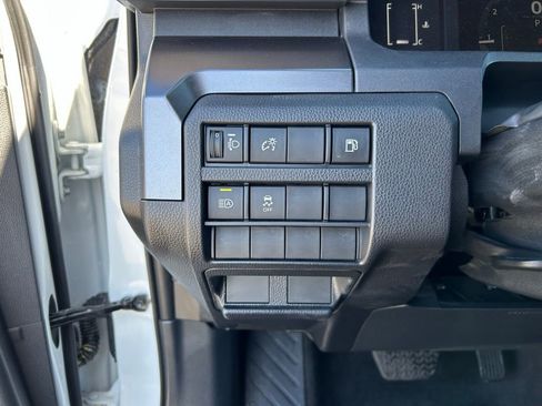 Used 2025 Toyota 4Runner SR5 image 25