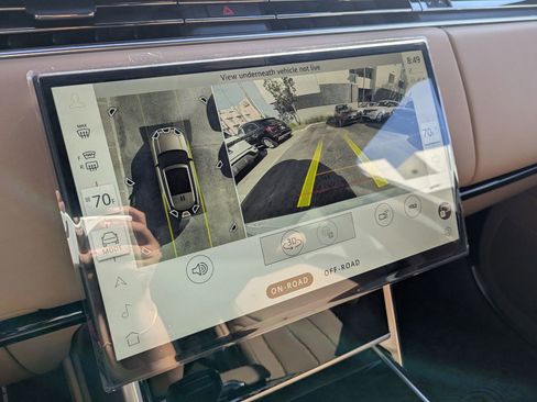 New 2026 Land Rover Range Rover SE image 20