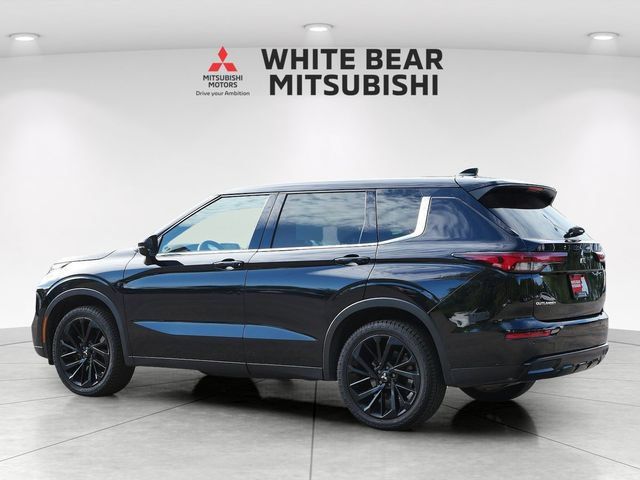 Used 2022 Mitsubishi Outlander SEL Black Edition AWD/4WD image 4