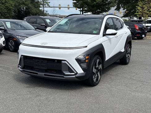 Used 2024 Hyundai Kona Limited AWD/4WD image 5