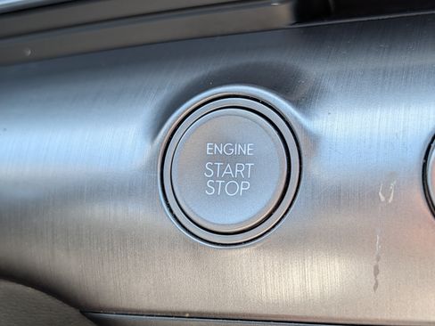 Used 2024 Hyundai Kona SEL FWD image 30