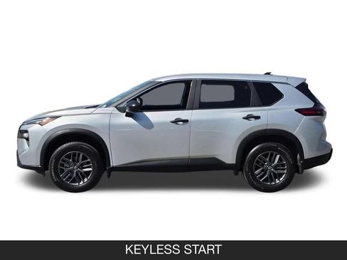 Used 2024 Nissan Rogue S FWD image 5
