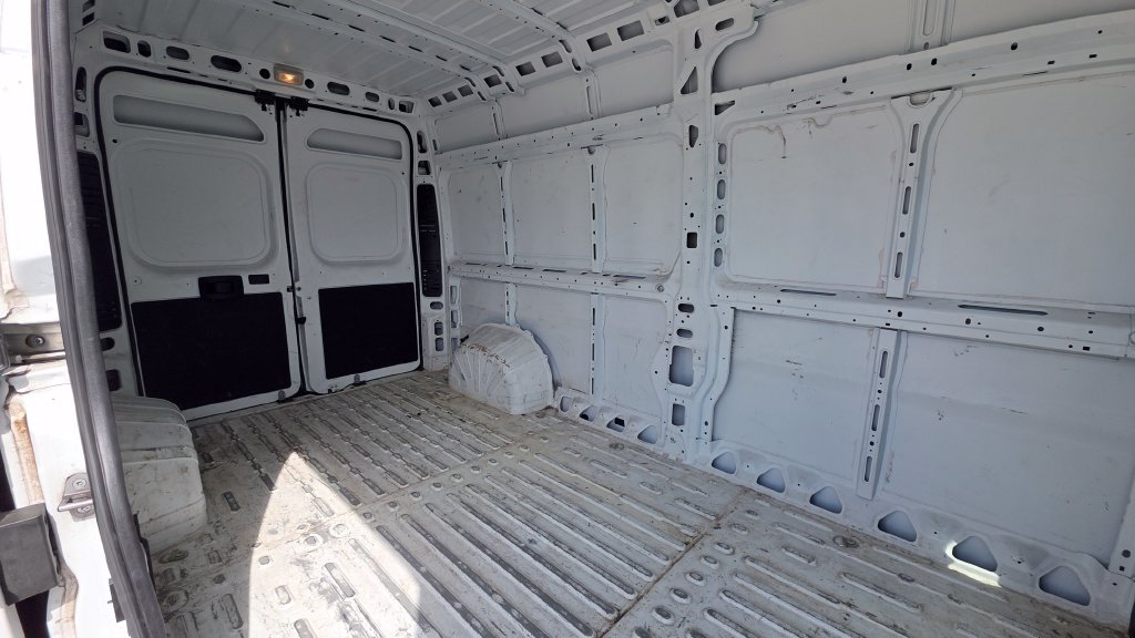 Used 2023 RAM ProMaster 2500 FWD image 13