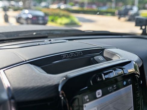 Used 2024 RAM 5500 4x4 Crew Cab image 52