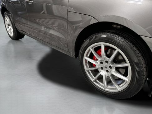 Used 2016 Porsche Macan Turbo image 45