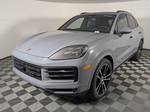 New 2026 Porsche Cayenne image 1
