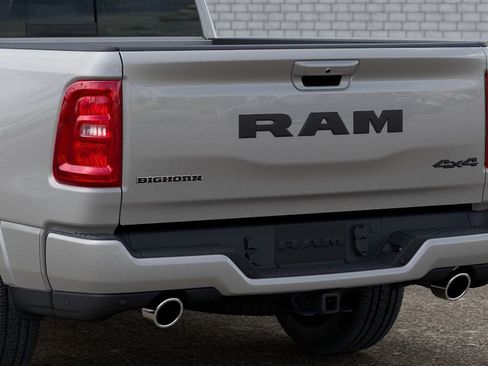 New 2026 RAM 1500 4x4 Crew Cab image 13