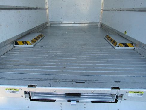 Used 2020 Ford Transit 350 image 22