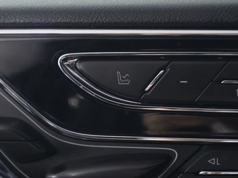 Used 2019 Lincoln Navigator L Reserve AWD/4WD image 47