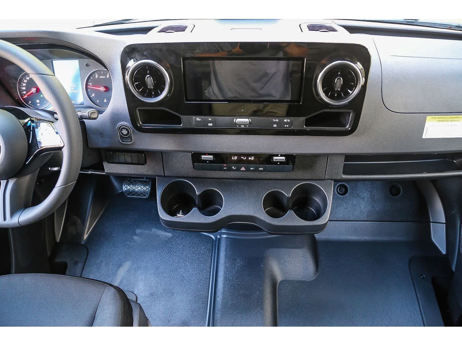 New 2026 Mercedes-Benz Sprinter 2500 image 11