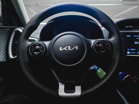 Used 2022 Kia Soul LX w/ Technology Package FWD image 23