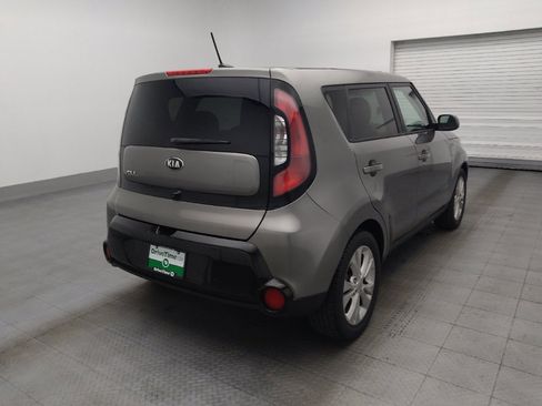 Used 2016 Kia Soul + FWD image 9