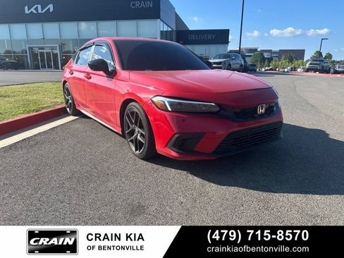Used 2024 Honda Civic Sport image 1
