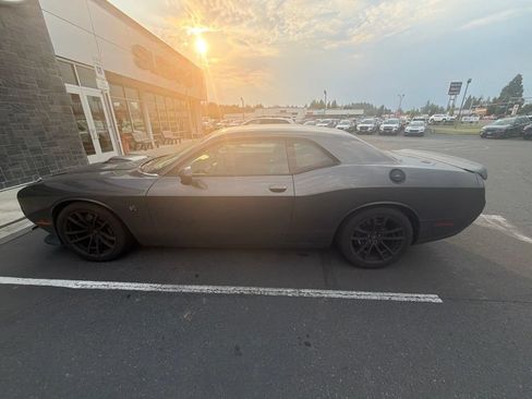 Used 2021 Dodge Challenger R/T Scat Pack w/ Shaker Package RWD image 10