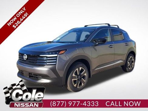 New 2026 Nissan Kicks SV image 1