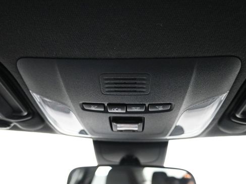 Certified 2020 Toyota Corolla SE image 17