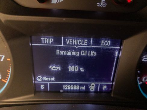 Used 2022 Chevrolet Malibu LT image 17