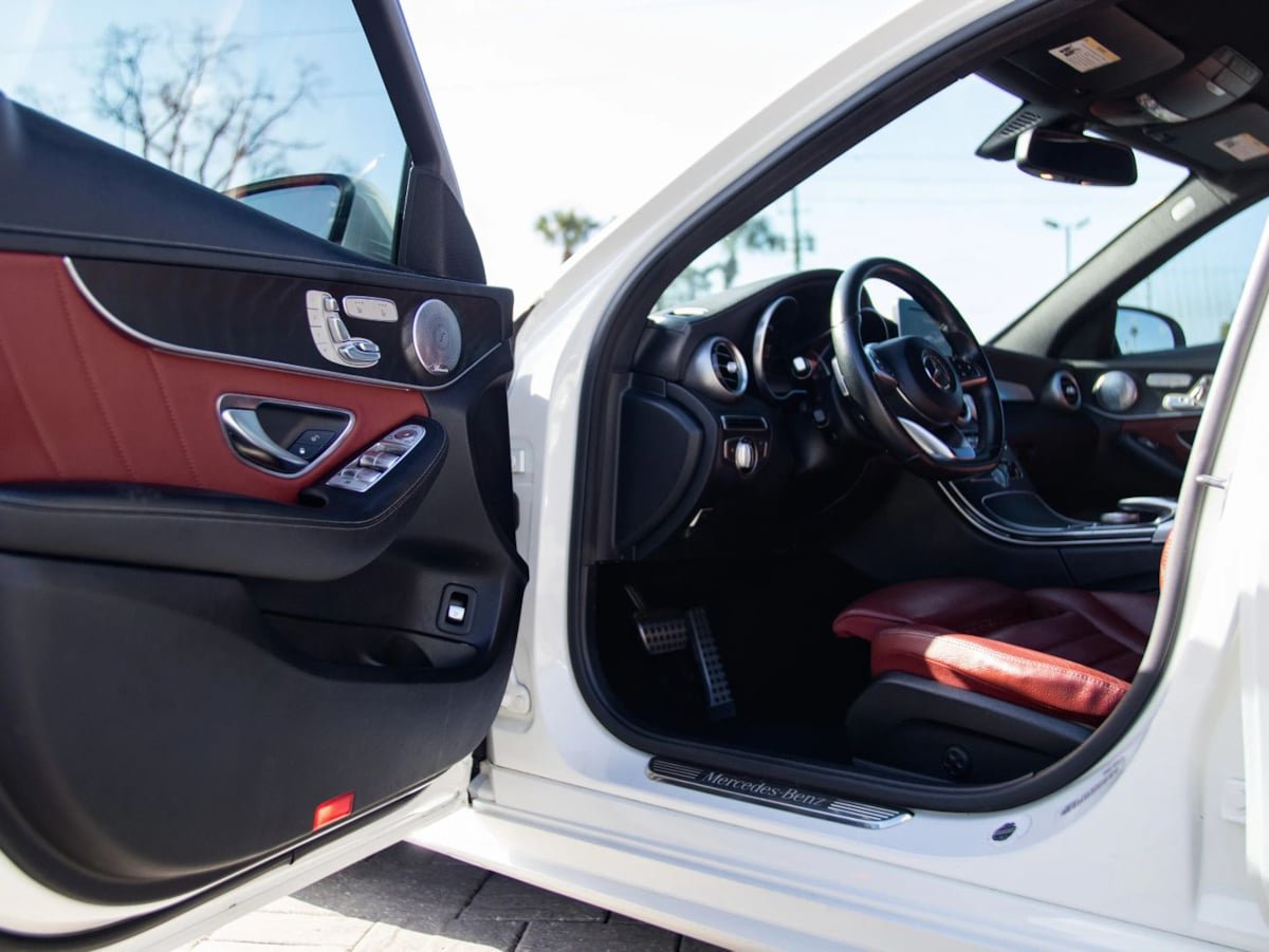 Used 2016 Mercedes-Benz C 300 Sedan image 15