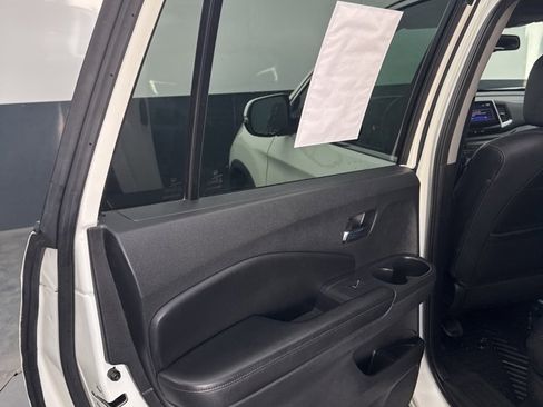 Used 2017 Honda Pilot EX-L image 28