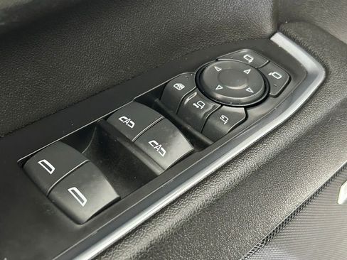 Used 2024 Chevrolet Silverado 2500 LTZ w/ LTZ Convenience Package image 37