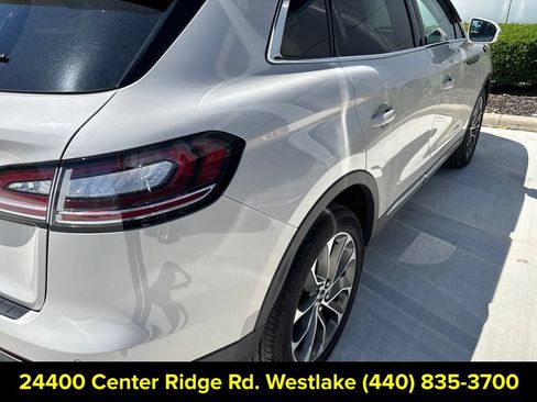 Used 2023 Lincoln Nautilus Reserve AWD/4WD image 10