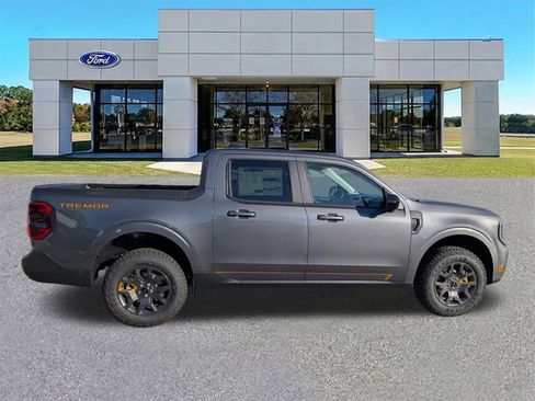New 2026 Ford Maverick Tremor AWD/4WD image 3
