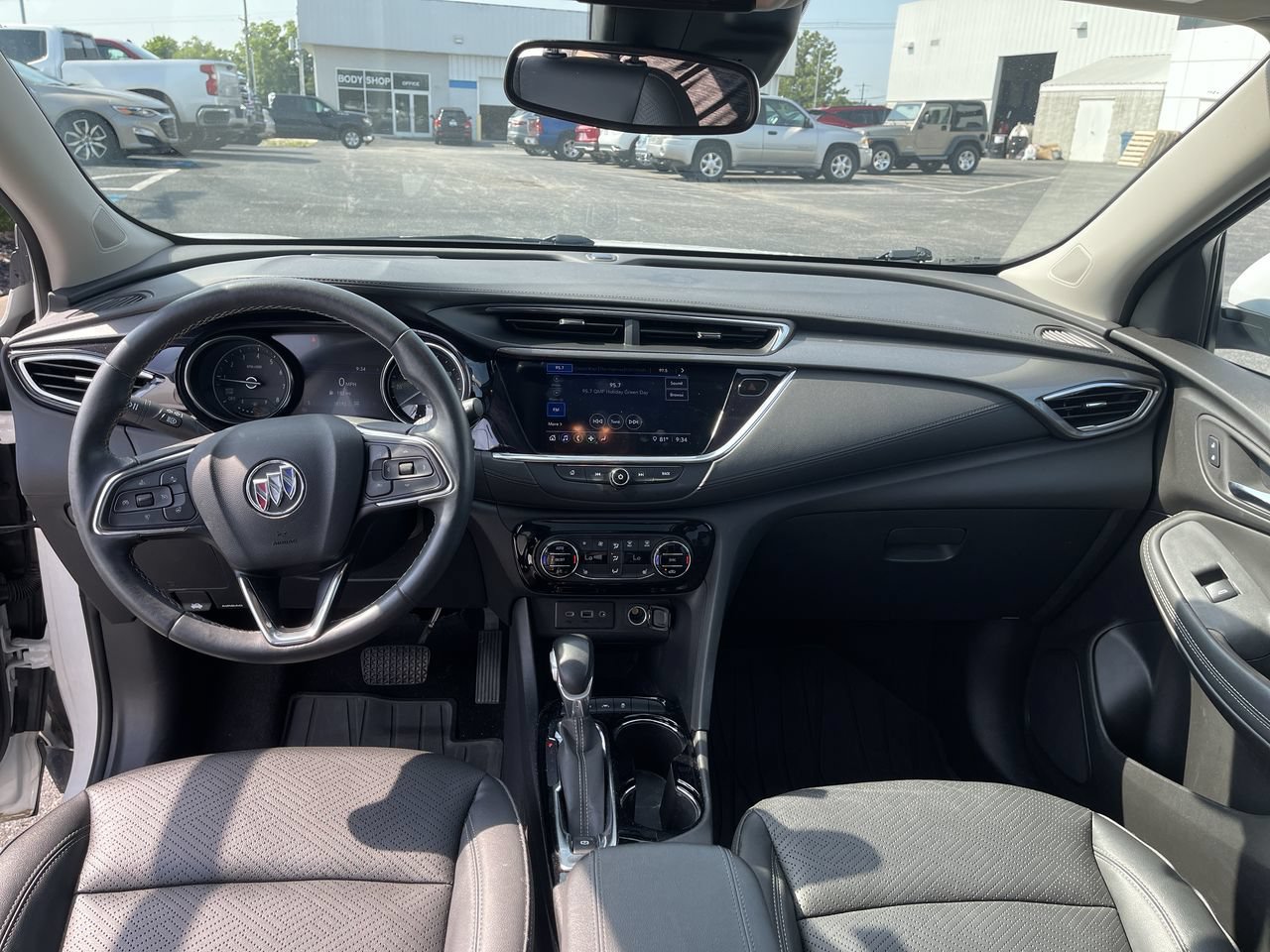 Used 2023 Buick Encore GX Essence w/ Experience Buick Package AWD/4WD image 21