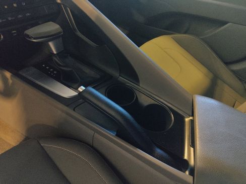 Used 2024 Hyundai Elantra SEL FWD image 26
