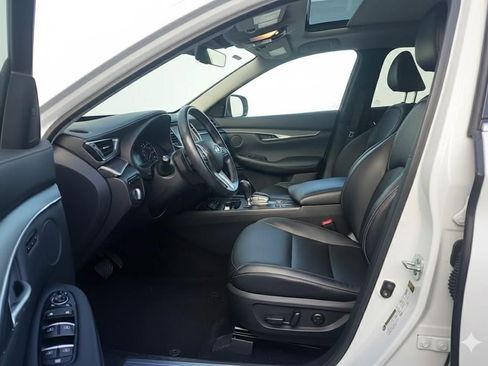 Used 2023 INFINITI QX50 Luxe image 8