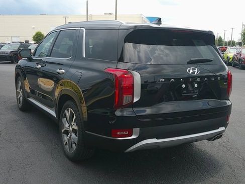 Certified 2022 Hyundai Palisade SEL w/ Premium Package image 3