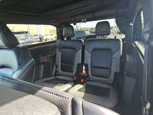Used 2023 Ford Bronco Big Bend w/ Sasquatch Package AWD/4WD image 26