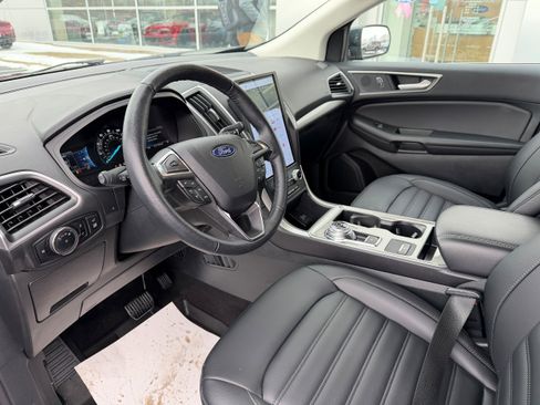 Certified 2024 Ford Edge SEL w/ Convenience Package image 17