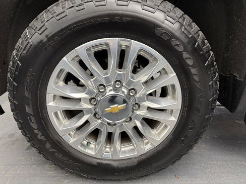 Used 2023 Chevrolet Silverado 2500 High Country w/ LPO, Hitch Package image 21