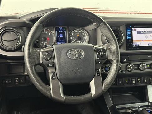 Certified 2019 Toyota Tacoma TRD Sport image 29