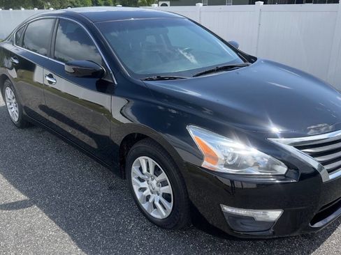 Used 2015 Nissan Altima 2.5 FWD image 3