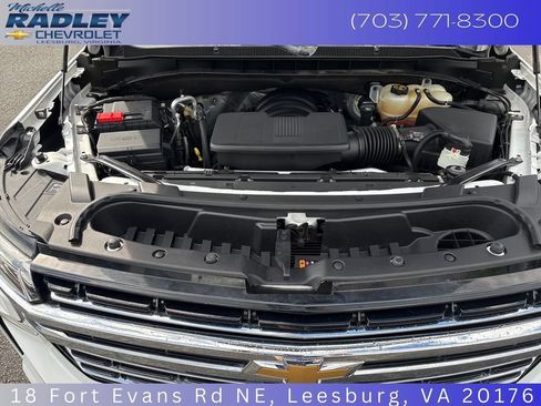 Used 2022 Chevrolet Tahoe LT w/ LT Signature Plus Package AWD/4WD image 10