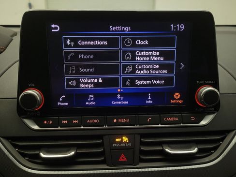 Used 2023 Nissan Altima 2.5 SR FWD image 25
