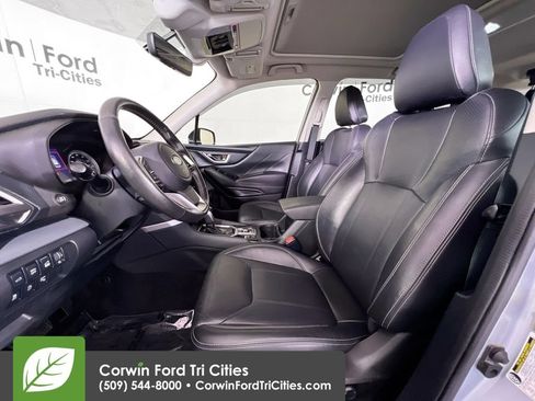 Used 2020 Subaru Forester Limited w/ Popular Package #3 AWD/4WD image 26