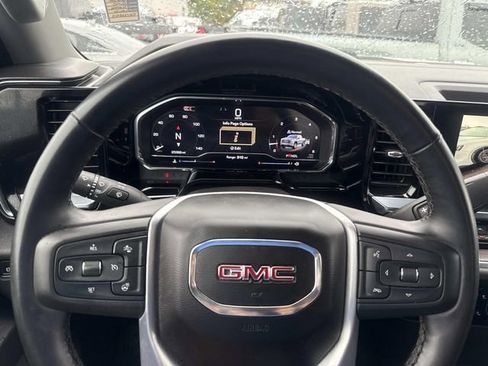 Used 2025 GMC Sierra 1500 SLT image 35