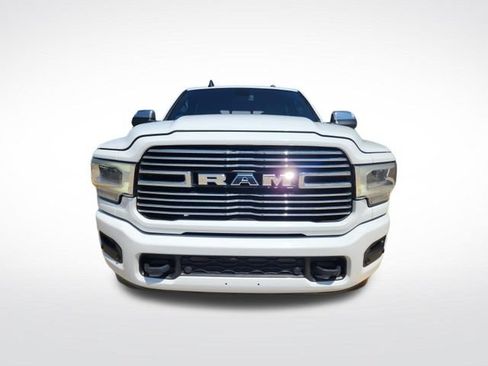 Used 2022 RAM 2500 Laramie AWD/4WD image 2