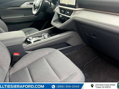 New 2026 Ford Explorer Active RWD image 17