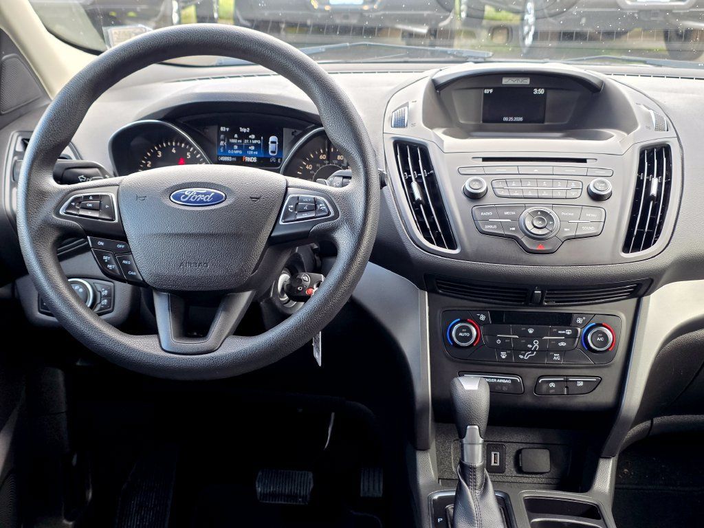 Used 2017 Ford Escape SE AWD/4WD image 11